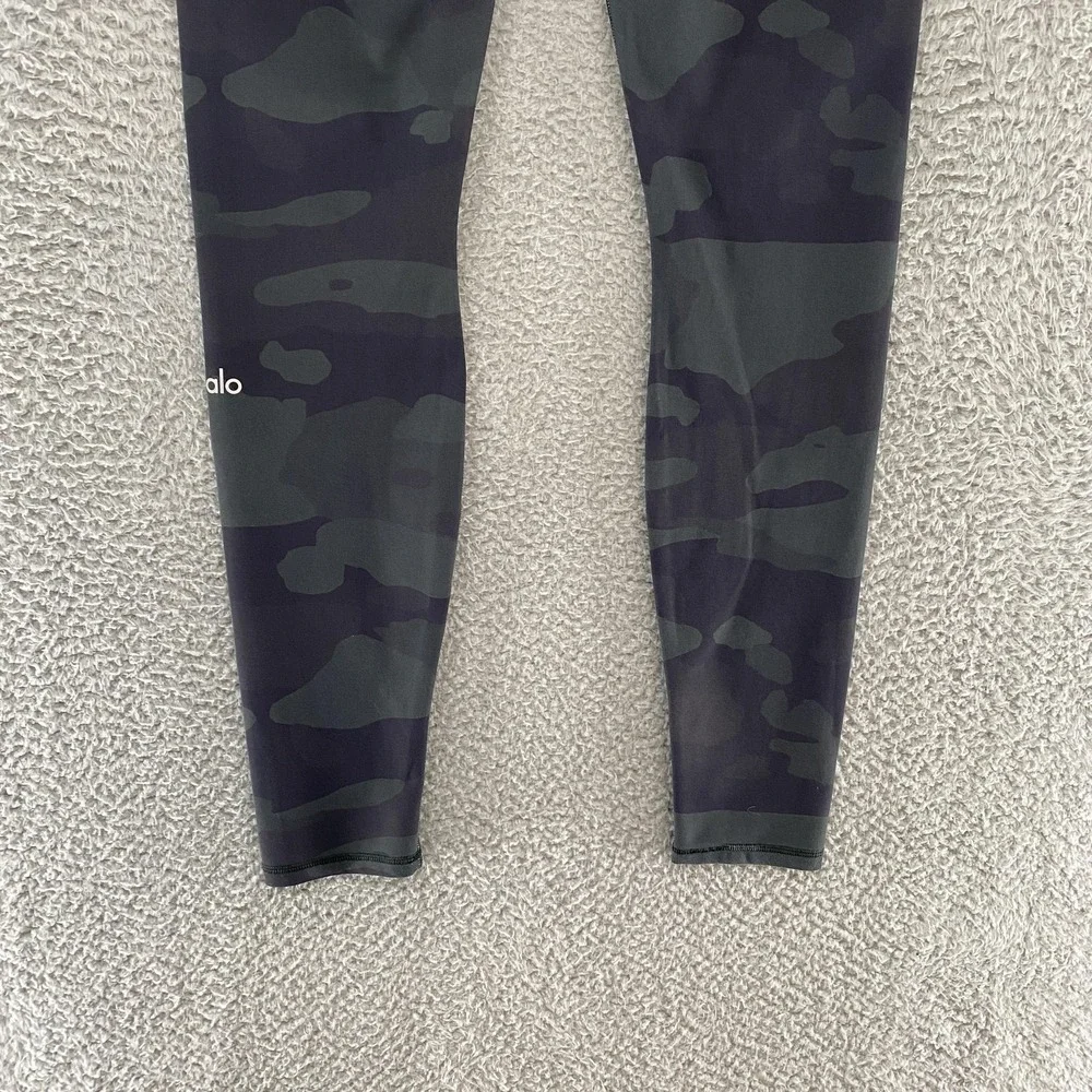 Alo Yoga Airbrush Leggings Womens‎ Small Camo High Waist Workout Stretch